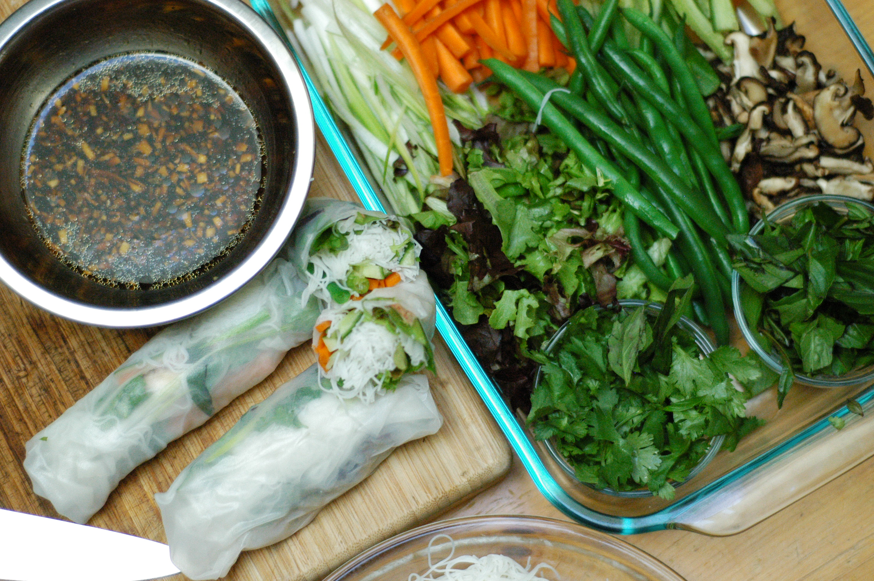 Meatless Monday Family Style – Vietnamese Summer Rolls