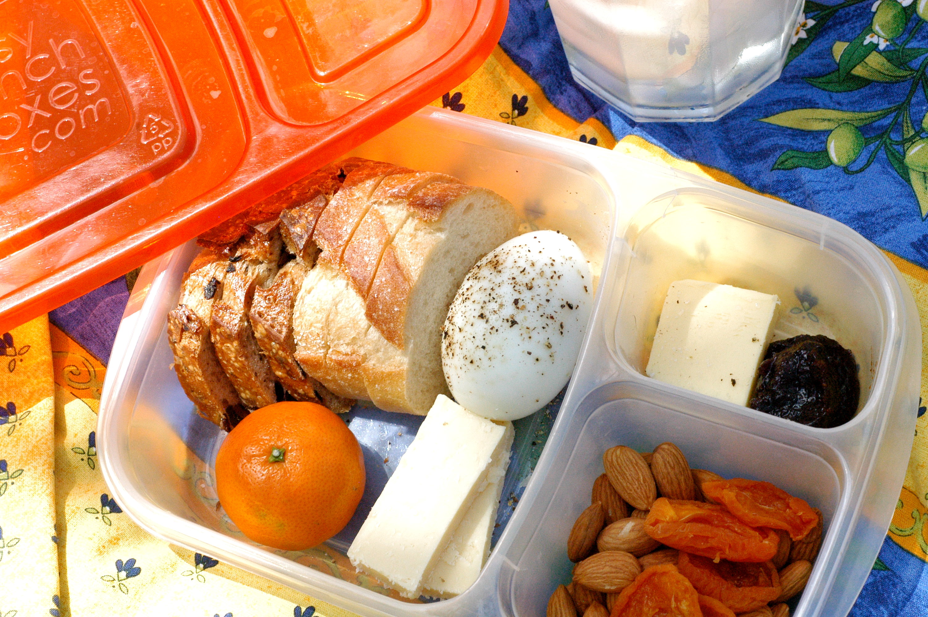 Pack Smart Lunches – Fresh & Healthy Lunch Box Ideas for 2014